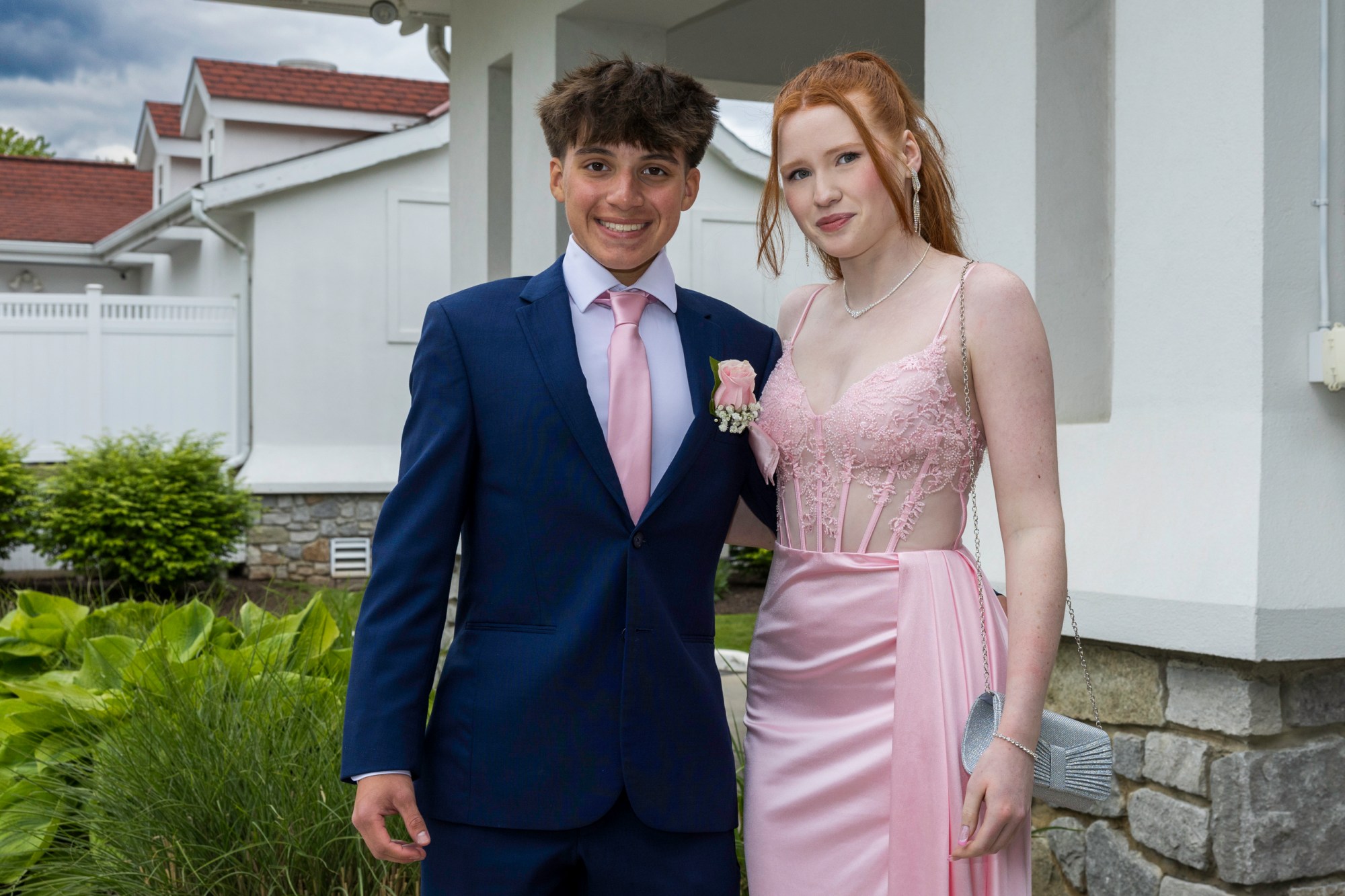 Notre Dame High School-Green Pond held its 2026 prom Friday, May 15, at Northampton Country Club in Bethlehem Township. Students and their guests arrive to the big night. (Jennifer Bogari/Christmas City Studio)