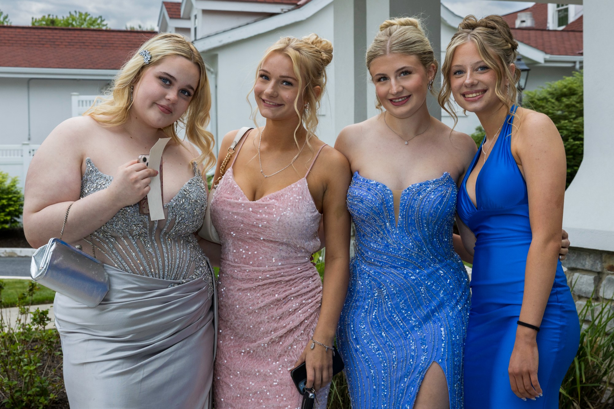 Notre Dame High School-Green Pond held its 2026 prom Friday, May 15, at Northampton Country Club in Bethlehem Township. Students and their guests arrive to the big night. (Jennifer Bogari/Christmas City Studio)