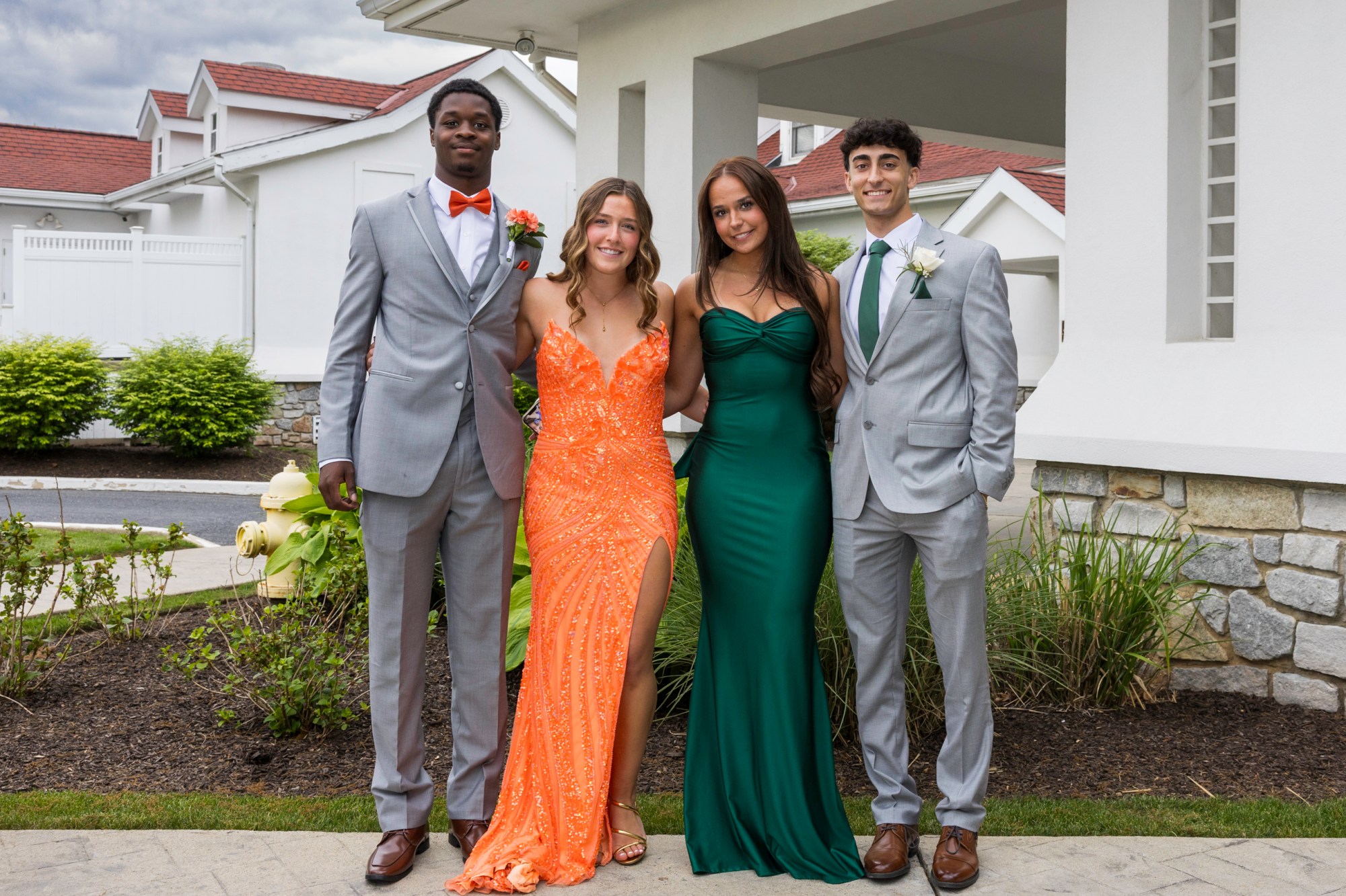 Notre Dame High School-Green Pond held its 2026 prom Friday, May 15, at Northampton Country Club in Bethlehem Township. Students and their guests arrive to the big night. (Jennifer Bogari/Christmas City Studio)