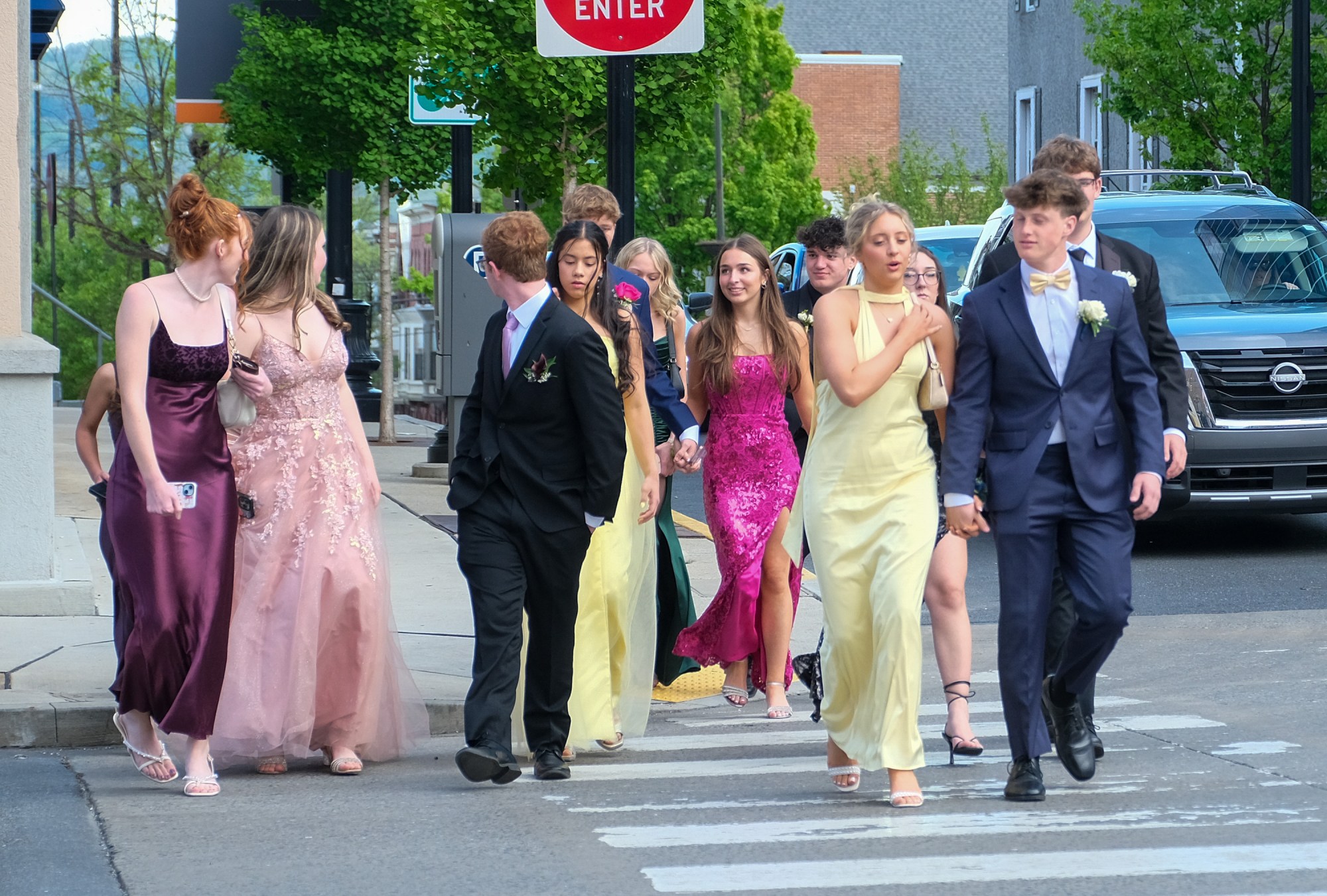 Saucon Valley High School held its prom Friday, May 1, 2026, at the Americus Hotel in Allentown. Students and their guests arrive to the big night. (Sharon Merkel/Special to The Morning Call)