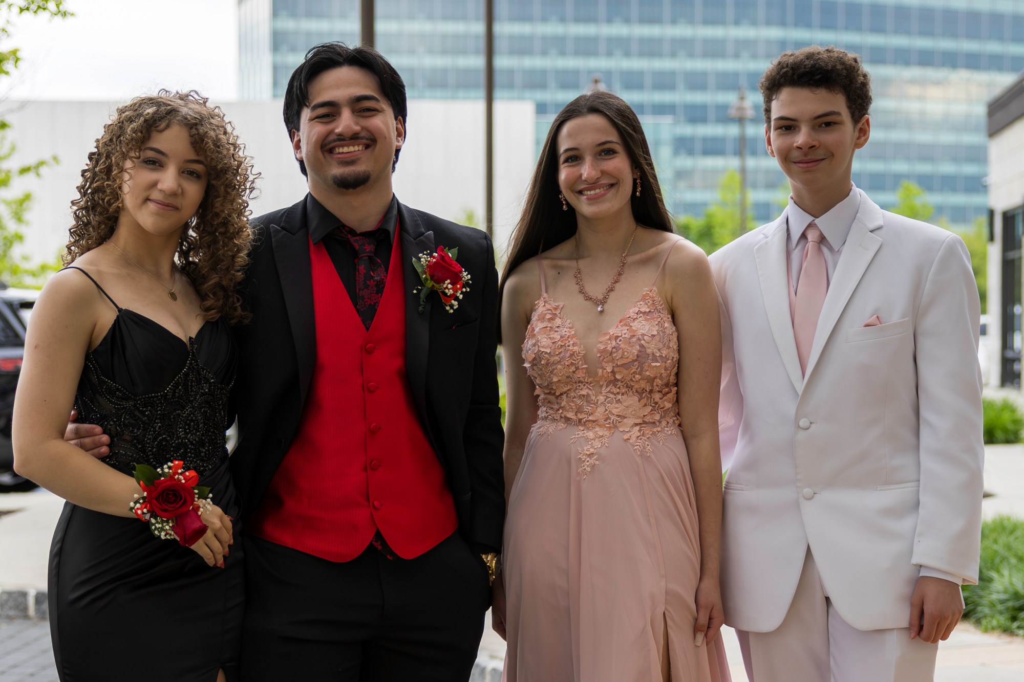 Salisbury High School held its 2026 prom Saturday, May 16, at the Aster Event Center in Upper Macungie Township. Students and their guests arrive to the big night. (Jennifer Bogari/Christmas City Studio)