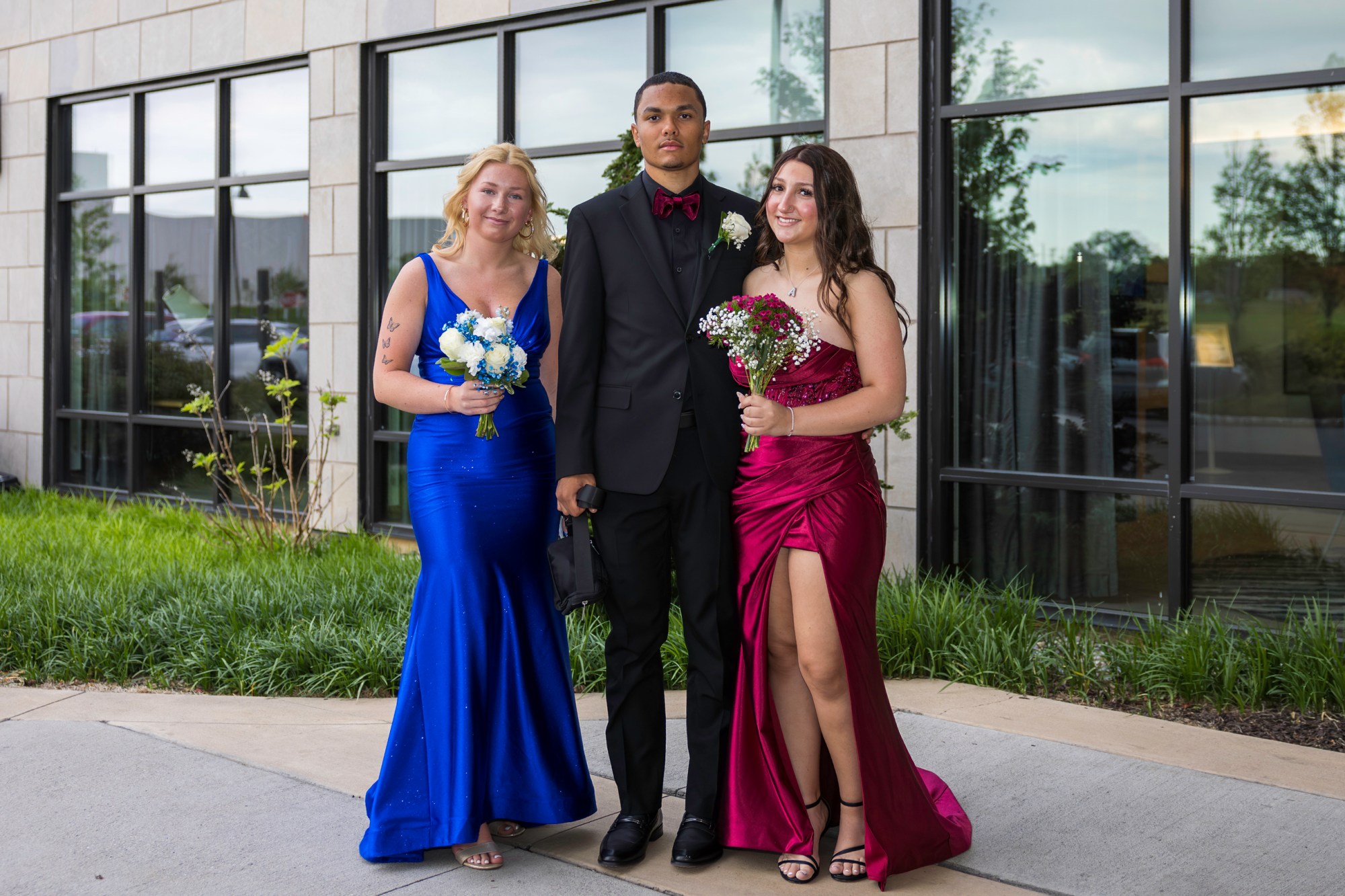 Salisbury High School held its 2026 prom Saturday, May 16, at the Aster Event Center in Upper Macungie Township. Students and their guests arrive to the big night. (Jennifer Bogari/Christmas City Studio)