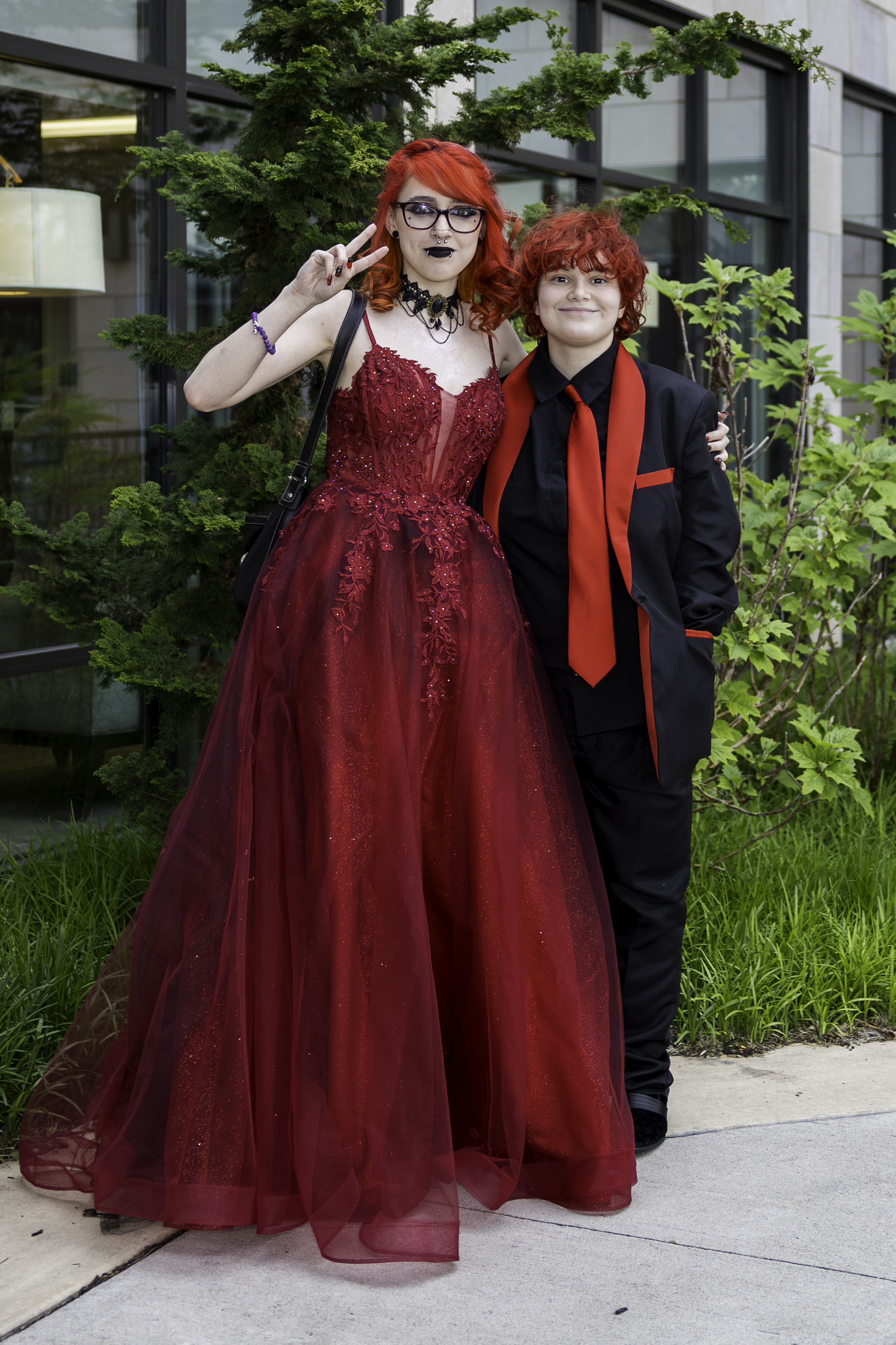 Salisbury High School held its 2026 prom Saturday, May 16, at the Aster Event Center in Upper Macungie Township. Students and their guests arrive to the big night. (Jennifer Bogari/Christmas City Studio)