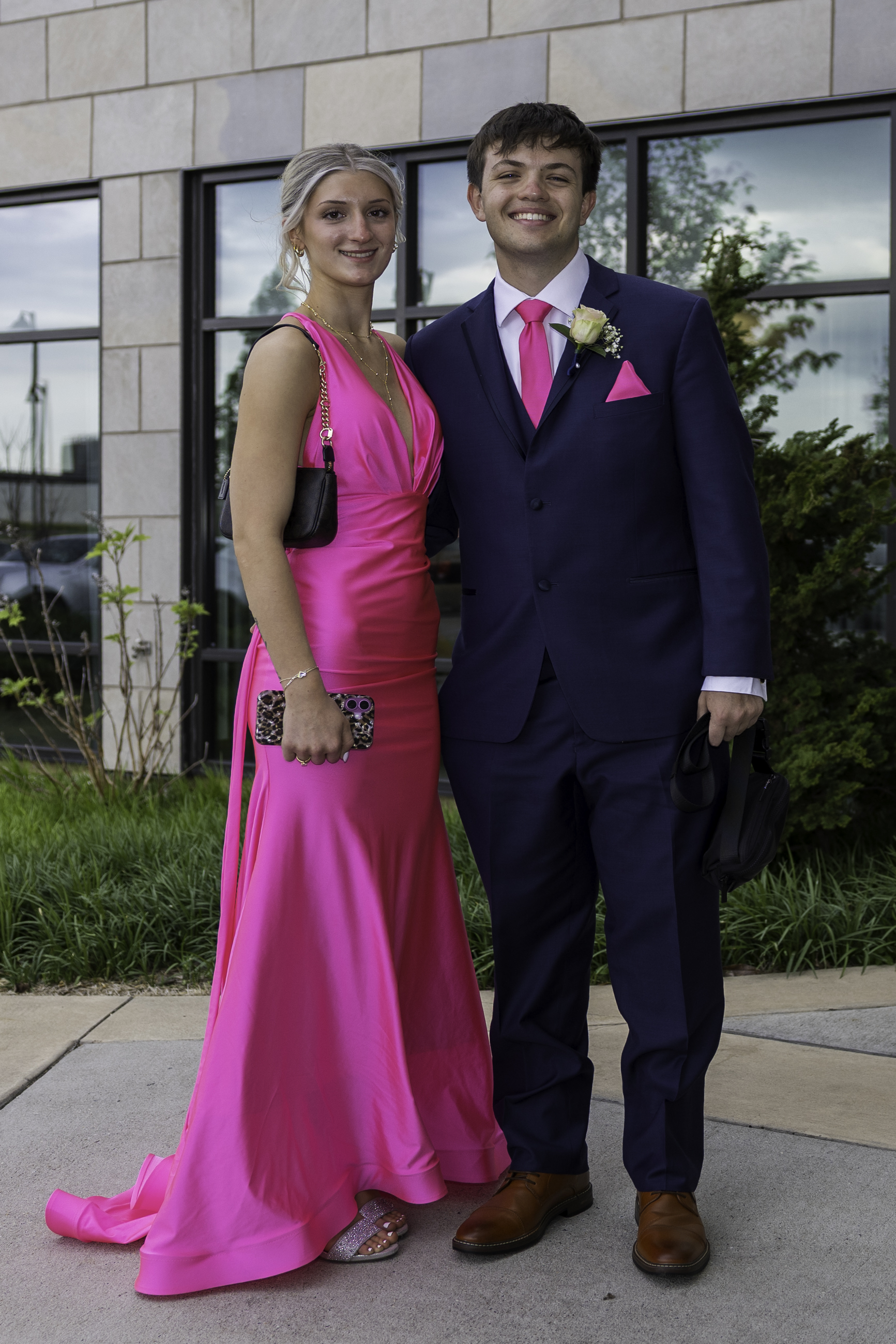 Salisbury High School held its 2026 prom Saturday, May 16, at the Aster Event Center in Upper Macungie Township. Students and their guests arrive to the big night. (Jennifer Bogari/Christmas City Studio)