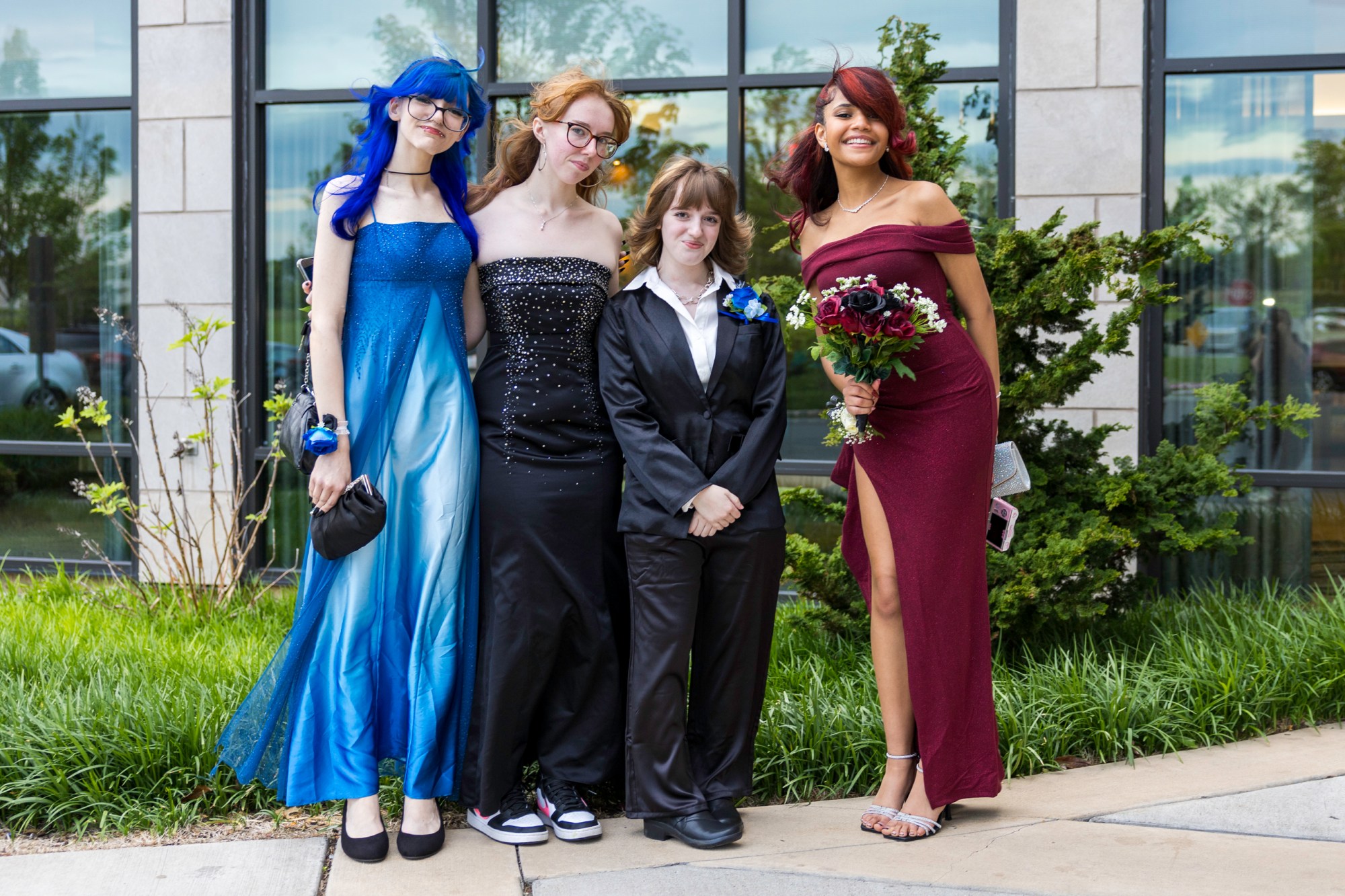 Salisbury High School held its 2026 prom Saturday, May 16, at the Aster Event Center in Upper Macungie Township. Students and their guests arrive to the big night. (Jennifer Bogari/Christmas City Studio)