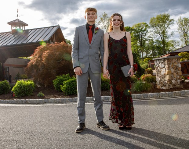 Wilson Area High School students and their guests arrive for prom Friday, May 15, at The Club at Twin Lakes in North Whitehall Township. (Jane Therese/Special to The Morning Call)