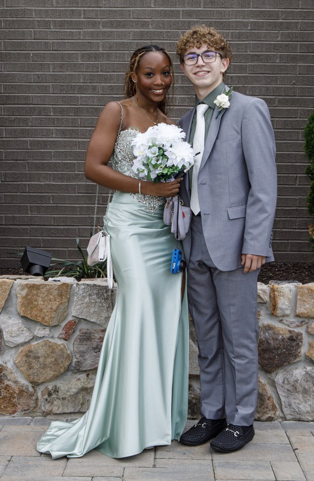 Wilson Area High School students and their guests arrive for prom Friday, May 15, at The Club at Twin Lakes in North Whitehall Township. (Jane Therese/Special to The Morning Call)