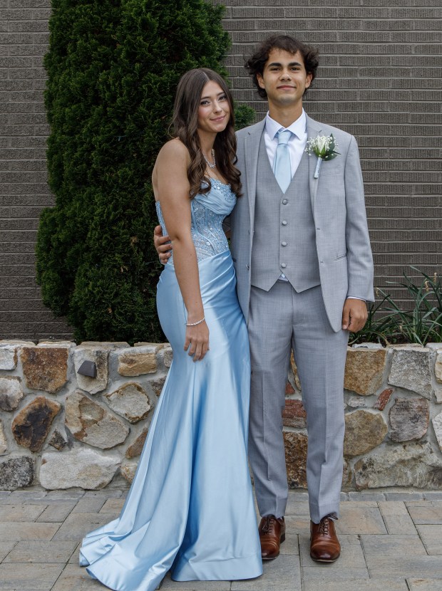 Wilson Area High School students and their guests arrive for prom Friday, May 15, at The Club at Twin Lakes in North Whitehall Township. (Jane Therese/Special to The Morning Call)