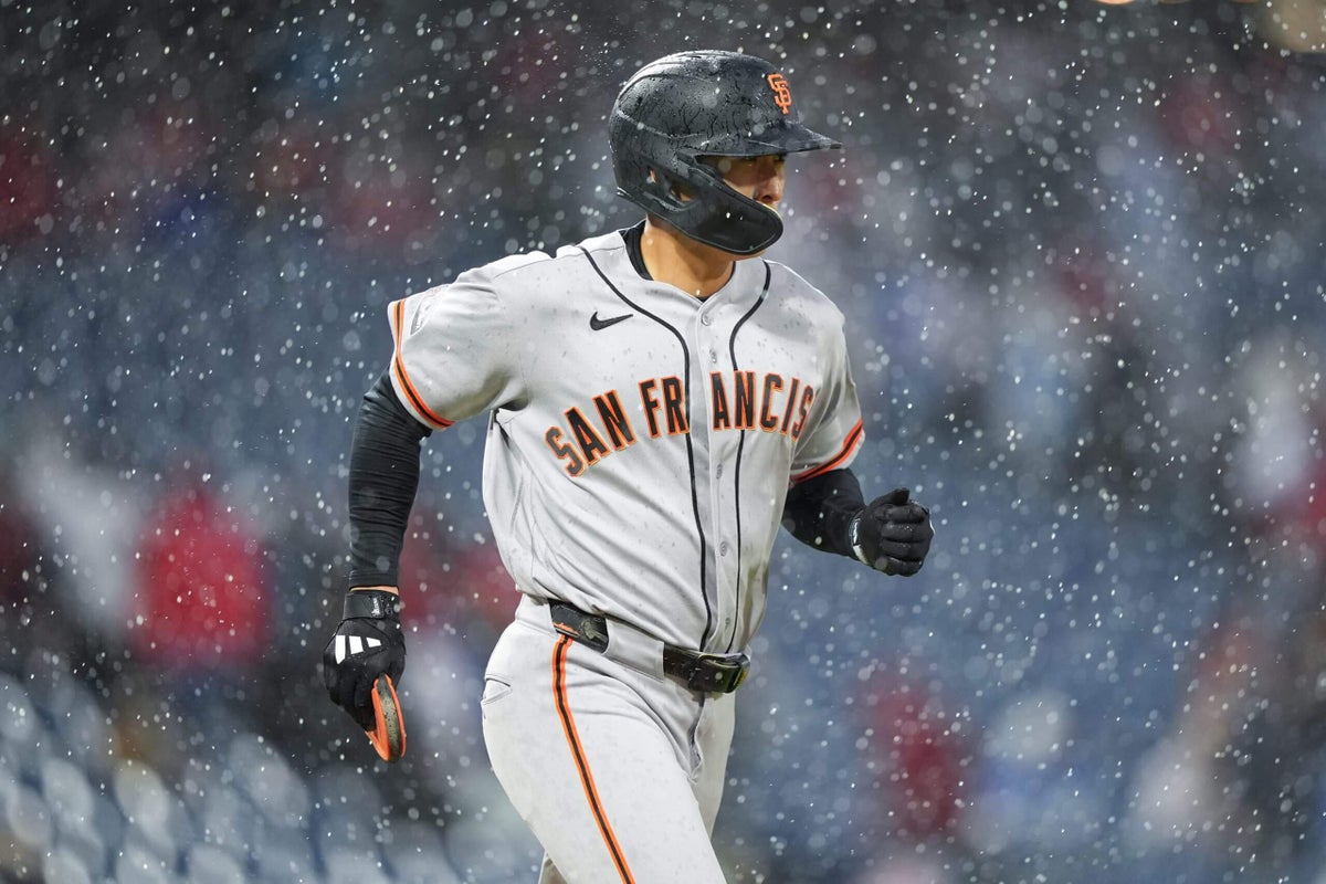 Dysfunctional Giants defy explanation in pair of walk-off losses at Philadelphia