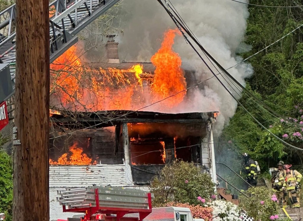 1 killed in West Wyoming house fire