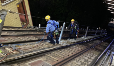 Monongahela Incline stalls, two riders rescued in Pittsburgh