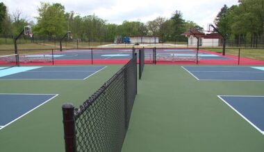 Nay Aug Park unveils new basketball, pickleball courts