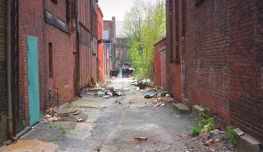 Philadelphia launches ‘Alleygators’ spring-cleanup program