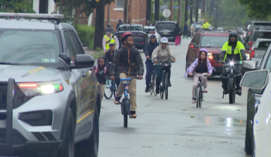 Pittsburgh Lincoln PreK-5 students 'walk and roll' to school