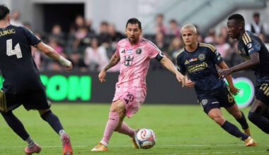 Messi leaves during second half, grabs at leg, Inter Miami rallies past Union 6-4