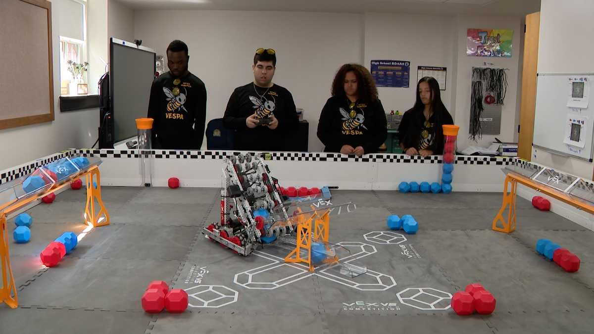 Western Pennsylvania School for the Deaf wins robotics title