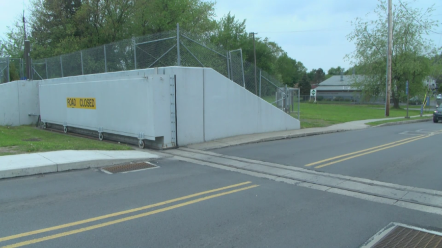 Flood gate, siren test scheduled in Scranton