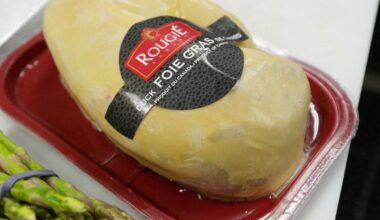 City Council bills would ban horse-drawn carriages, foie gras