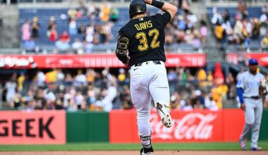 Henry Davis slugs late go-ahead homer as Pirates send Cubs to a 9th straight loss in 2-1 victory