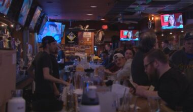 Pittsburgh bar Hemingway's Cafe opens for last day