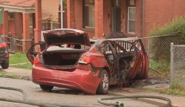 Car crashes into fence, catches fire in Pittsburgh neighborhood – WPXI