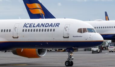 Keflavik,,iceland, ,july,4,,2017:,icelandair,boeing,757 200,airplane
