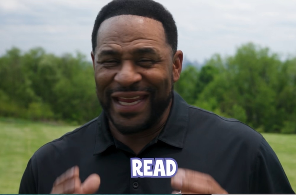 You're invited to join the Jerome Bettis Summer Reading Challenge!