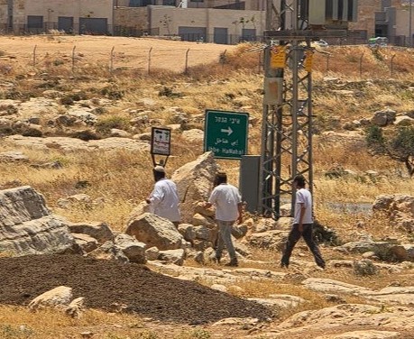 Colonizers Chase Schoolchildren Near Bethlehem |