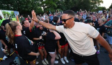 New Jersey sanctions high school girls flag football with help from Eagles, Giants, Jets