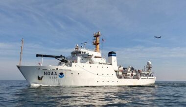 NOAA research ship working on new maps of Western Lake Erie