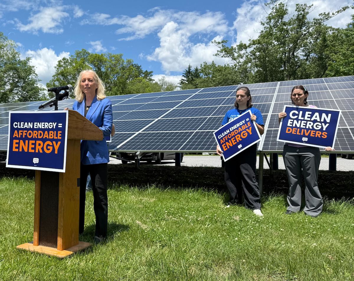 Pennsylvania lawmakers promote clean energy bill