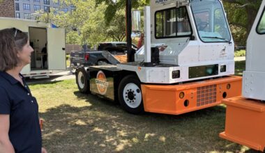 PhilaPort ditches diesel for electric-powered cargo equipment