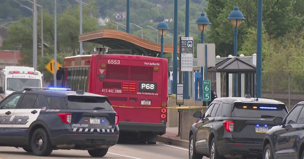 Police searching for suspect in stabbing on Pittsburgh Regional Transit bus