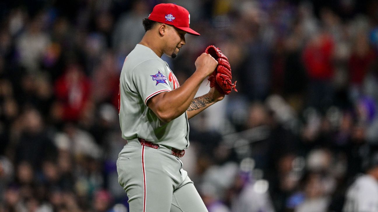 Phillies activate closer Jhoan Duran, trade Trevor Richards