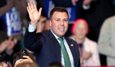 Shapiro, Sanders-backed union boss Bob Brooks wins Pennsylvania 7th primary