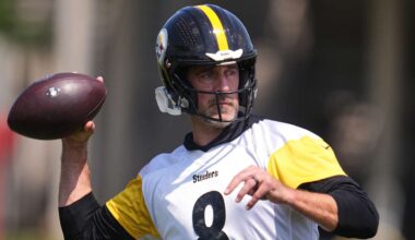 Steelers teammates ecstatic to welcome QB Aaron Rodgers back to Pittsburgh