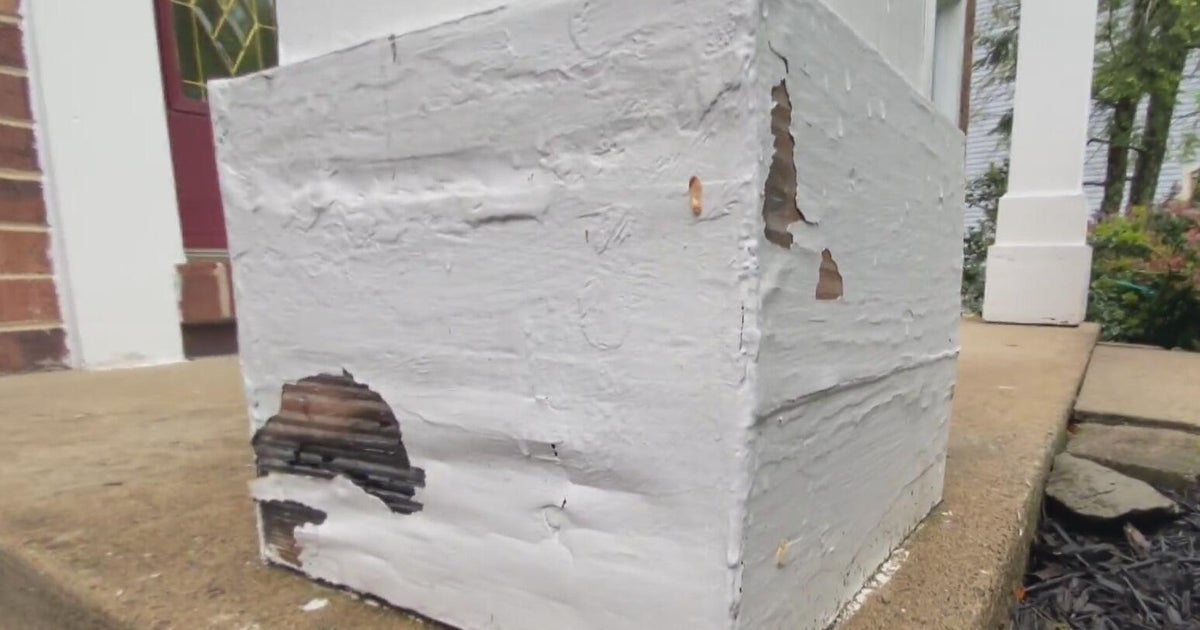 A Bethel Park homeowner paid a contractor nearly $3,000 to repair his porch. He says no one showed up.