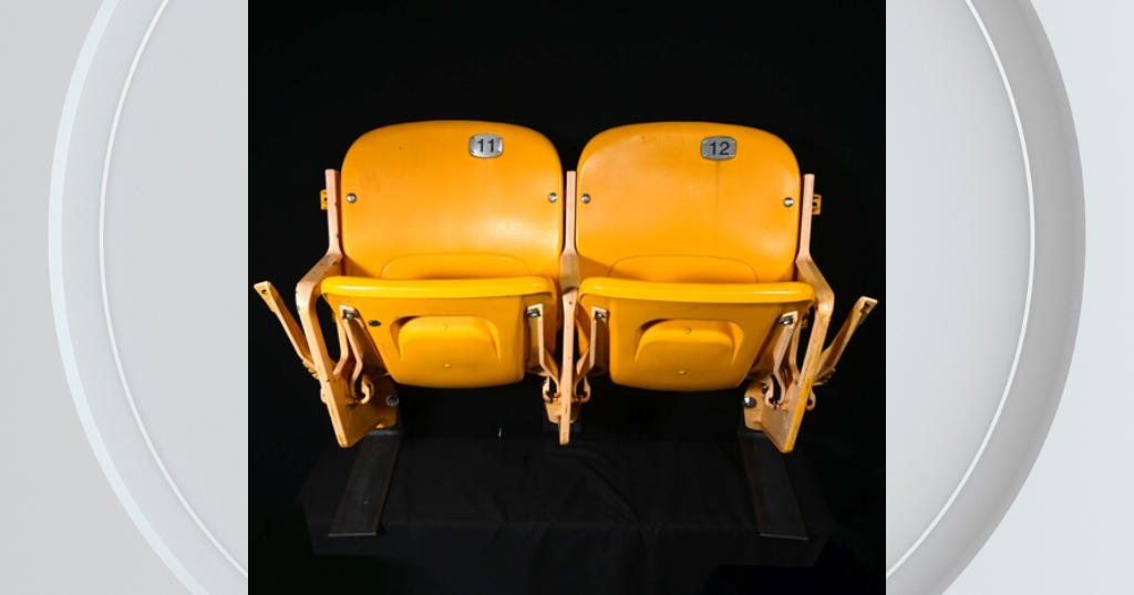 steelerseat.png
