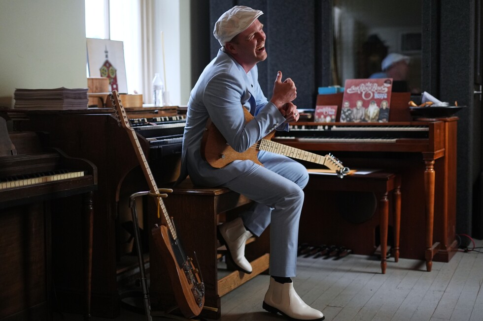 In Pennsylvania, musicians with Amish and Mennonite backgrounds find a voice