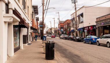 Walnut Steet Shadyside Shutterstock