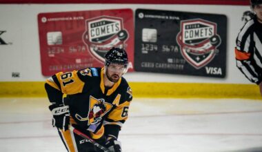 Bryan Rust, Jkae Guentzel, and Oli Maata in a 2017 game at Tampa Bay.
