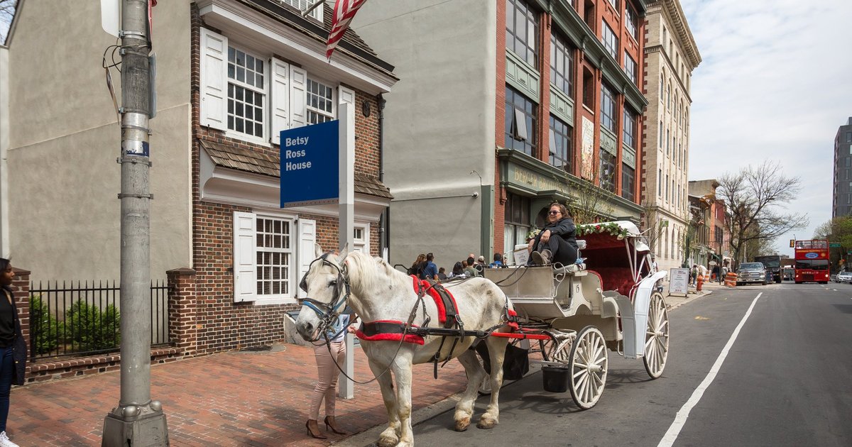 Philly bans horse-drawn carriages, a longtime tourism attraction in Old City
