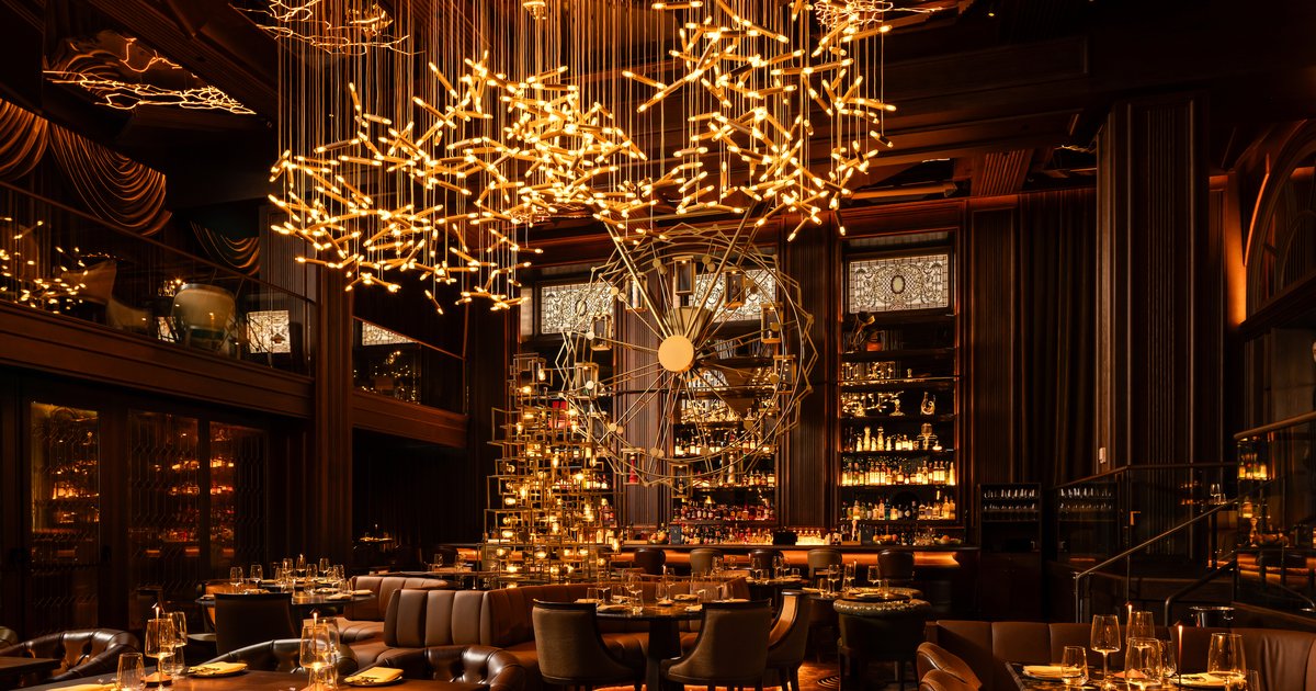 Mr. Edison, the Bellevue Hotel's new restaurant, is inspired by the namesake inventor
