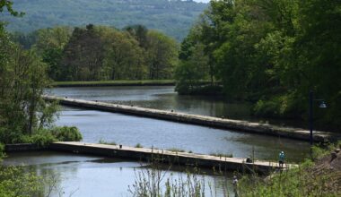 Erie Canal temporarily closes at Waterford Flight