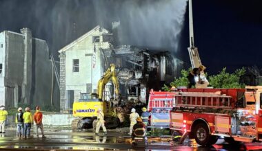 1 killed, 4 injured in Olney house fire