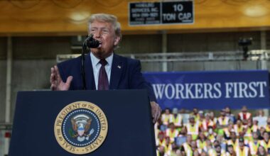 Trump visits politically divided Pennsylvania in return to campaign trail