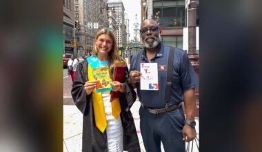 SEPTA employee surprises student with graduation card
