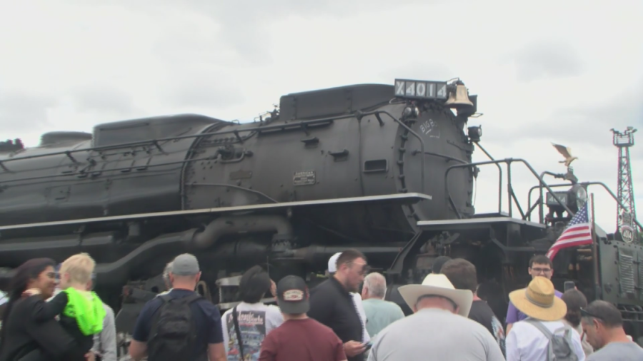 Big Boy 4014 brings thousands to the Electric City