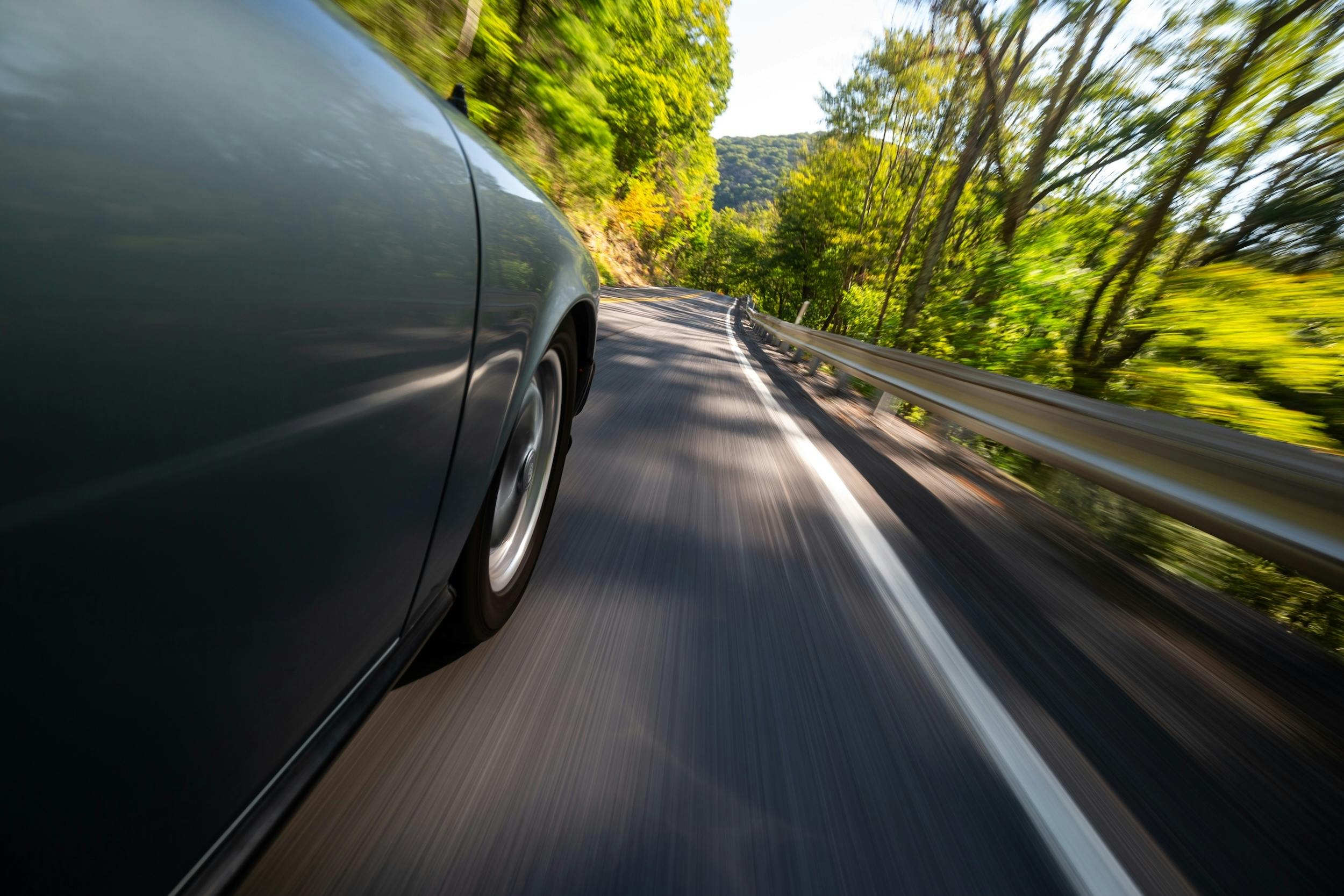 1983 Porsche 911SC side blur