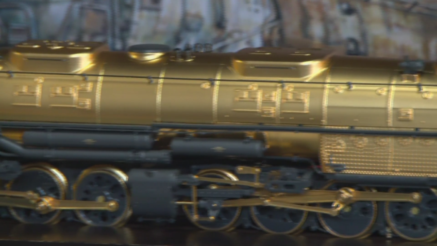 24-karat gold replicas of Big Boy are in Scranton